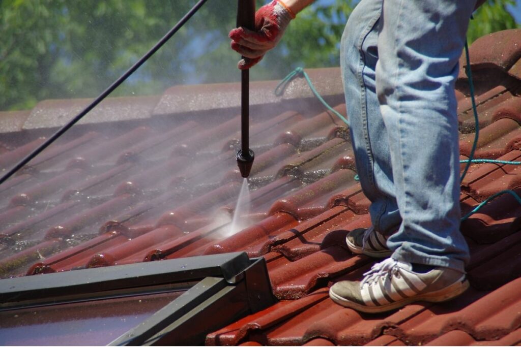 Roof Pressure Cleaning Noosaville